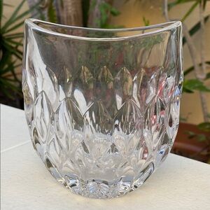 Elegant Clear Glass Vase
